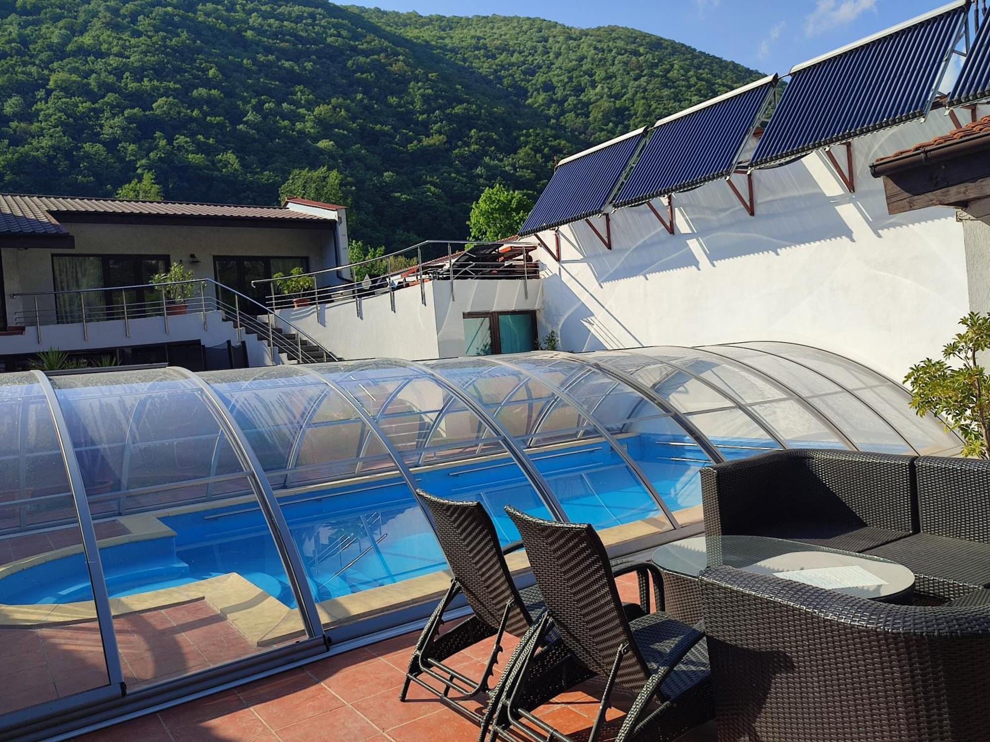 Pensiunea La Dolce Vita Băile Herculane Zewnętrze zdjęcie