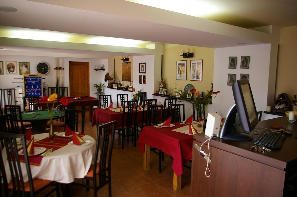 Pensiunea La Dolce Vita Băile Herculane Zewnętrze zdjęcie